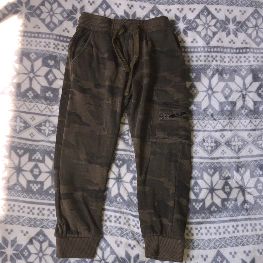 Kids Camo Jogger Pants - Olive Green